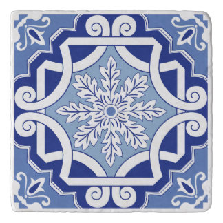 Winterleaf Scroll Trivet