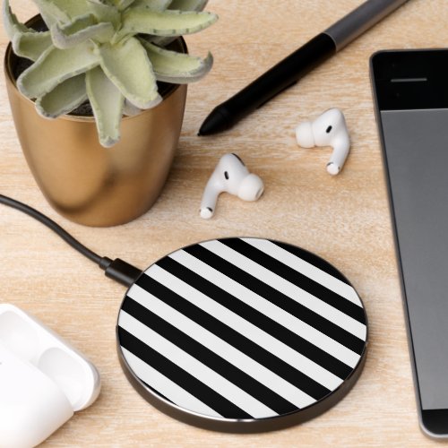 Wireless Charger Black & White Stripe