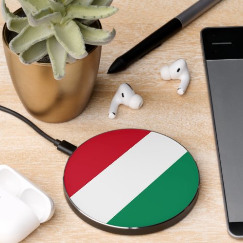 Wireless charger with flag of Hungary