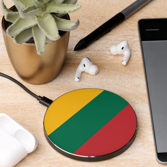 Wireless charger with flag of Lithuania (Desk 2)