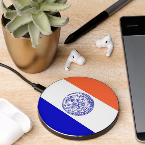 Wireless charger with flag of New York City US