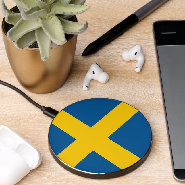Wireless charger with flag of Sweden (Desk 2)