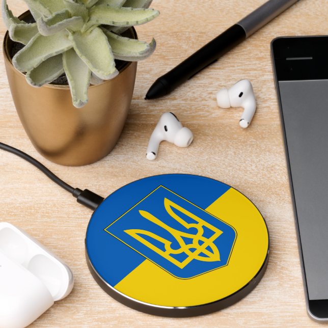 Wireless charger with flag of Ukraine (Desk 2)