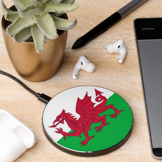 Wireless charger with flag of Wales, U.K. (Desk 2)