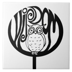 Wisdom owl in a tree tile