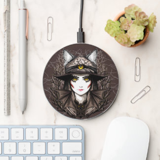 Witch Cat Halloween Creepy Cute Portrait Wireless Charger