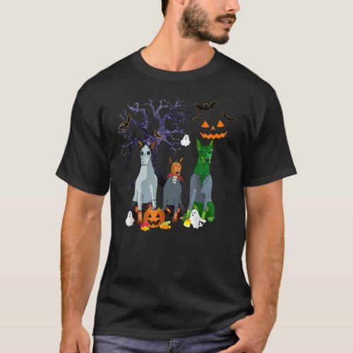 Witch Doberman Pinscher Dog  Halloween Costume Fam T_Shirt