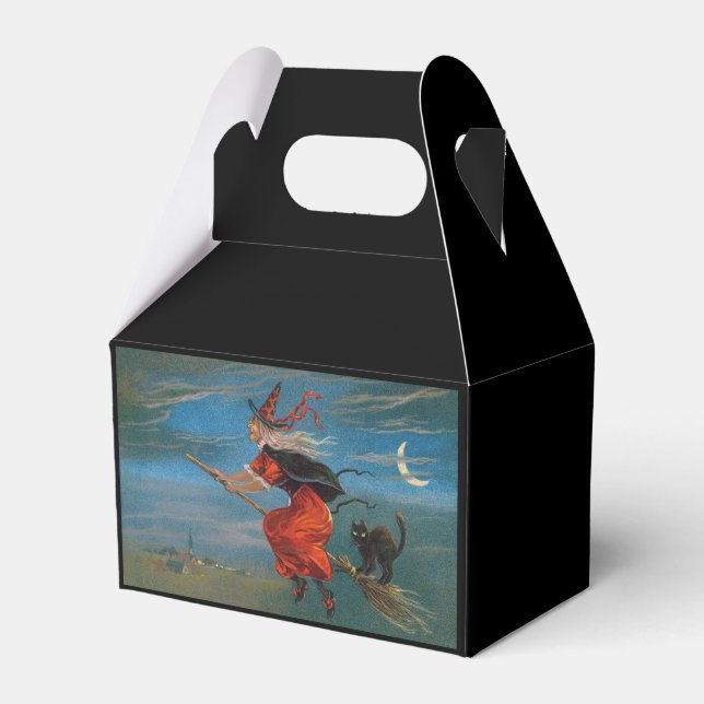 Witch Flying with Black Cat on Halloween Night  Favor Boxes (Front Side)