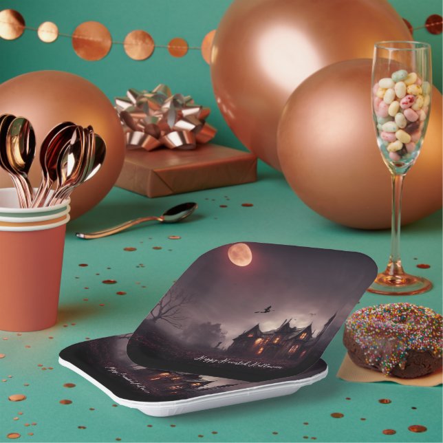 Witches Lair Halloween Paper Plates (Multi)