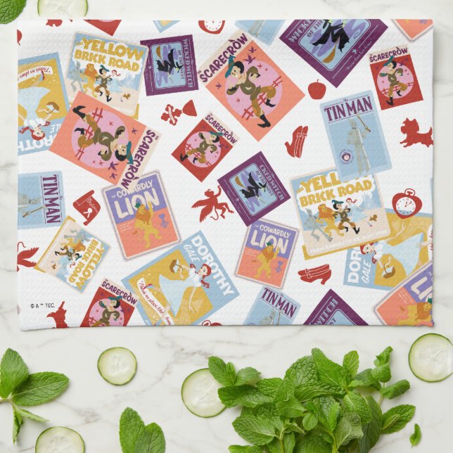Wizard of Oz™ Character Print Toss Pattern Kitchen Towel (Folded)