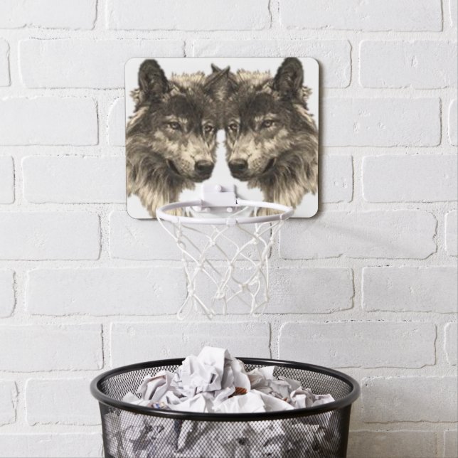 Wolf Basketball Hoop for kids (In Situ)