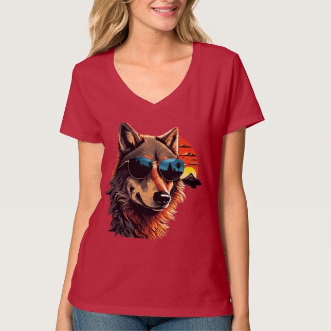 Wolf dog with sunglasses in the sunset gift ideas T-Shirt (Front)