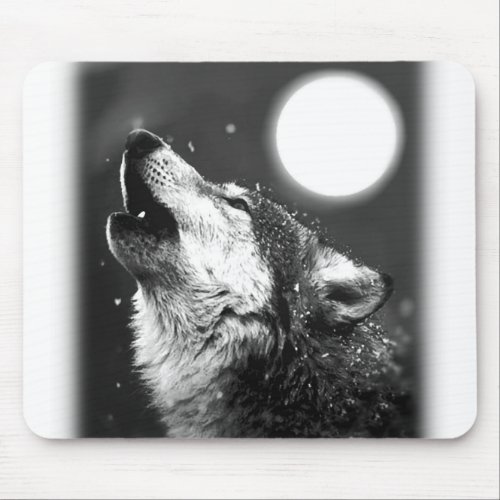 Wolf Howling at Moon Mouse Pad