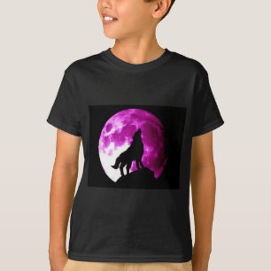 Wolf Howling at Moon T-Shirt