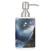 Wolf howling at the moon bathroom set (Right)