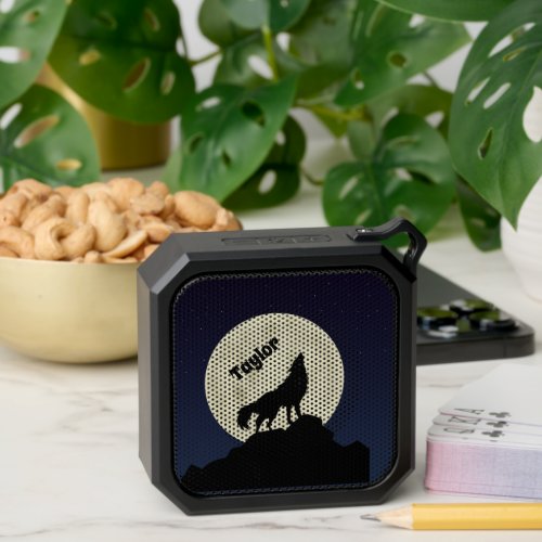 Wolf Howling at the Moon Illustration Personalized Bluetooth Speaker