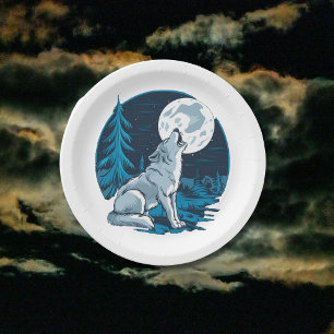 Wolf howling at the moon paper plates