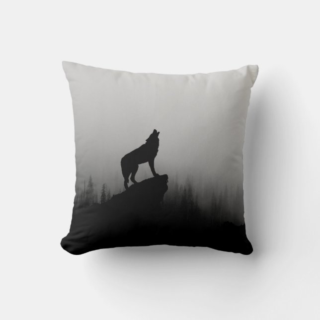 Wolf howling at the moon throw pillow (Front)