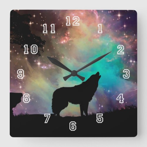 Wolf howling Silhouette and Northern Lights Clock