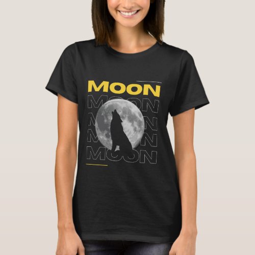  wolf howling  the moon T_Shirt