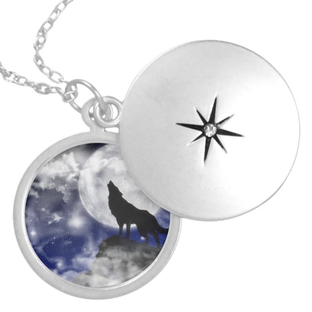 wolf necklace (Front)