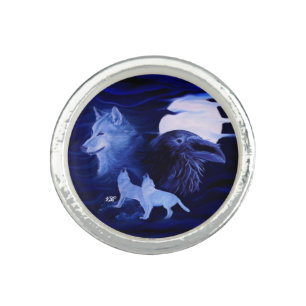 Wolves and Raven with full moon Ring