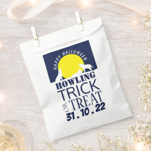 Wolves in Moonlight, Halloween Party Treat Favor  Bag