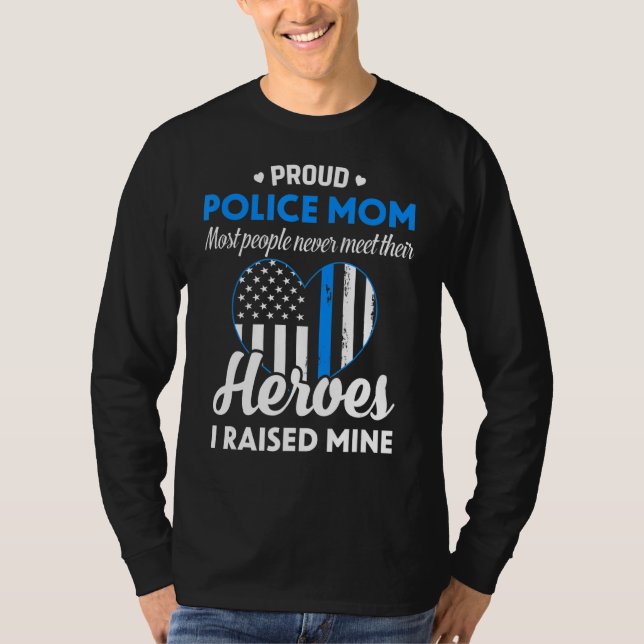 Women Police Mom Blue Line Flag Heart Proud Mom Mo T-Shirt (Front)