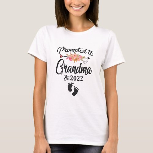 Women Promoted To Grandma 2022 First Time Grandma  T_Shirt
