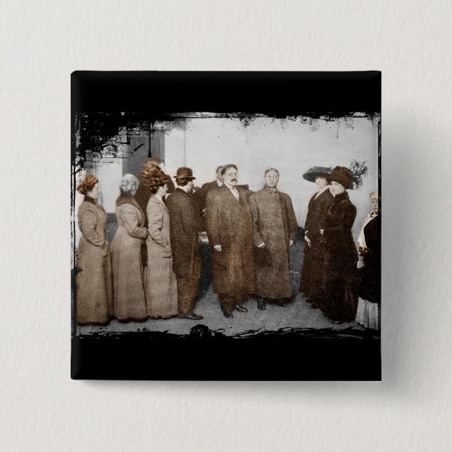 Women Registering to Vote Button (Front)