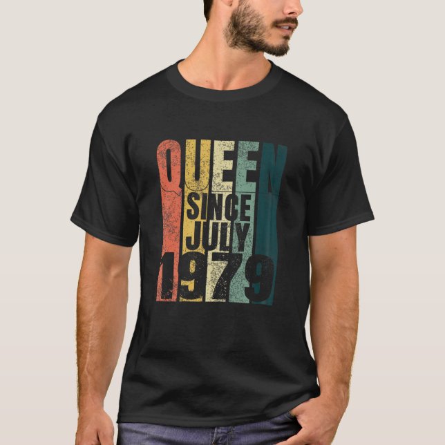 Womens 42Nd Birthday Woman Quarantined Queen Since T-Shirt (Front)