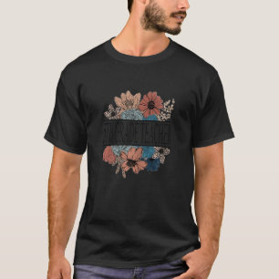 Womens 5th Grade Teacher    Retro Flower Teacher T-Shirt