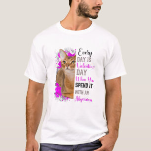 Womens Anyssinian Cat Mom Valentines Day Cat Mama T-Shirt