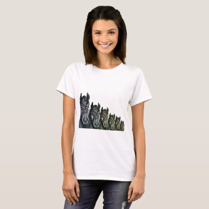 Women&#39;s Basic T-Shirt, White Horses Art T-Shirt