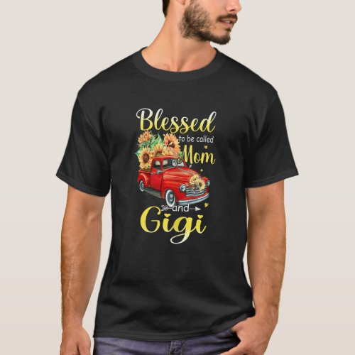 Womens Blessed To Be Called Mom And Gigi  Grandma  T_Shirt