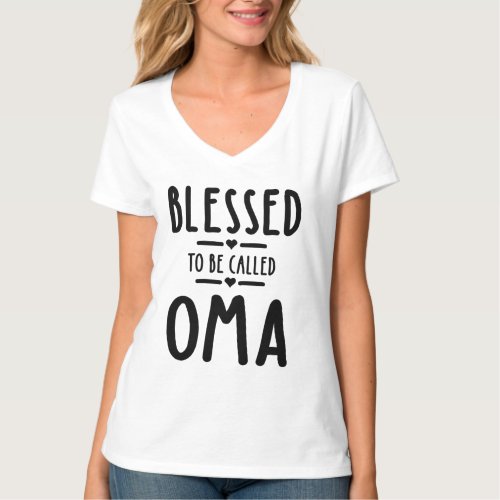 Womens Blessed To Be Called Oma Grandma Gift T_Shirt