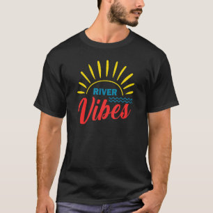 Women's Cute River Vibes Vintage Summer Family Flo T-Shirt