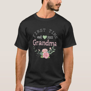 Womens First Time Grandma Est. 2022 Promoted To Ne T-Shirt