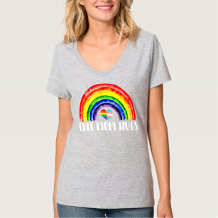 womens Free Mom Hugs Rainbow Heart LGBT  T-Shirt