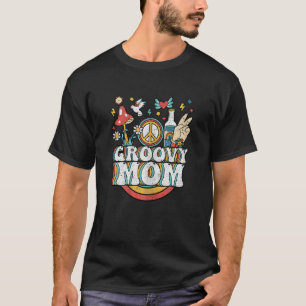 Womens Groovy Mom Vintage Aesthetic 70 s Retro Hip T-Shirt