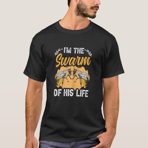Womens Im The Swarm Of His Life  Beekeeper Wife B T_Shirt