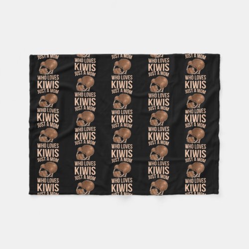 Womens Just a mom who loves kiwis Quote for a Fleece Blanket