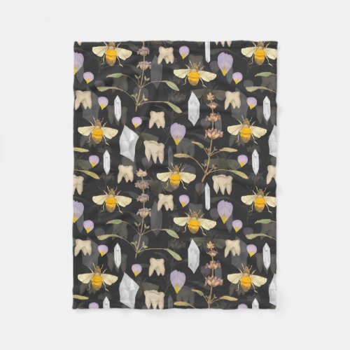 Womens Natural Quirky Bee Teeth Sage Crystals Fleece Blanket