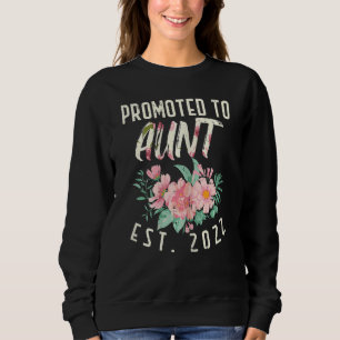 Womens Promoted To Aunt 2022 Flower Pregnancy Aunt Sweatshirt