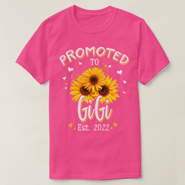 Womens Promoted To Gigi 2022 Sunflower Grandma Ann T-Shirt (Design Front)
