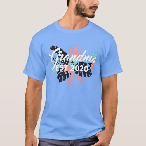 womens promoted to grandma est 2020 t_shirt nice