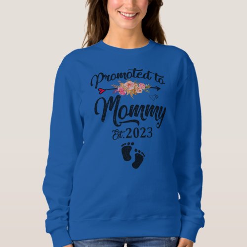 Womens Promoted To Mommy 2023 Mothers Day Soon Sweatshirt