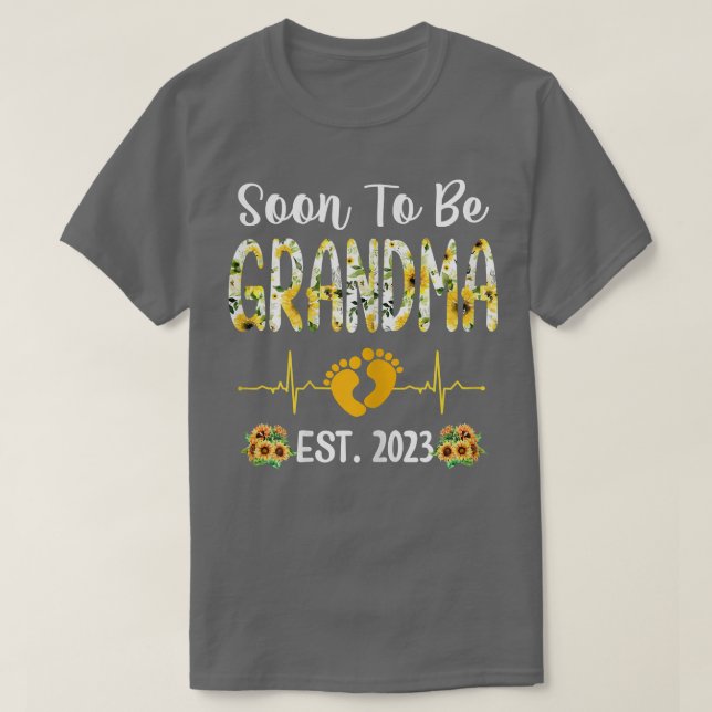 Womens Soon To Be Grandma 2023  Sunflower New Gran T-Shirt (Design Front)