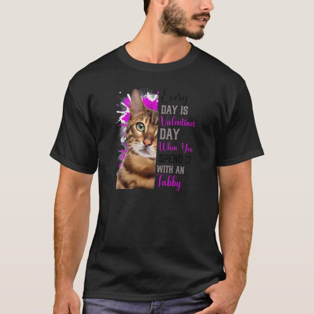 Womens Tabby Cat Mom Valentines Day Cat Mama Mothe T-Shirt (Front)