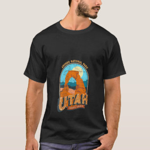 Womens Vintage Arches National Park 1929 Moab Utah T-Shirt